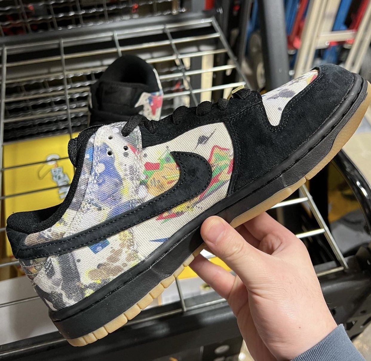 Supreme Nike SB Dunk Low