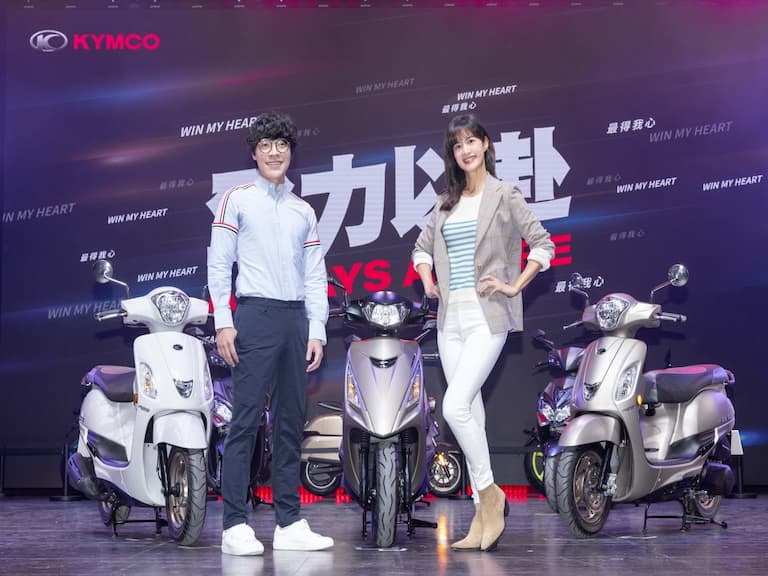 KYMCO 光陽工業 8 款新機車款完整介紹，盧廣仲、Janet 謝怡芬成 Like Keyless 代言人！