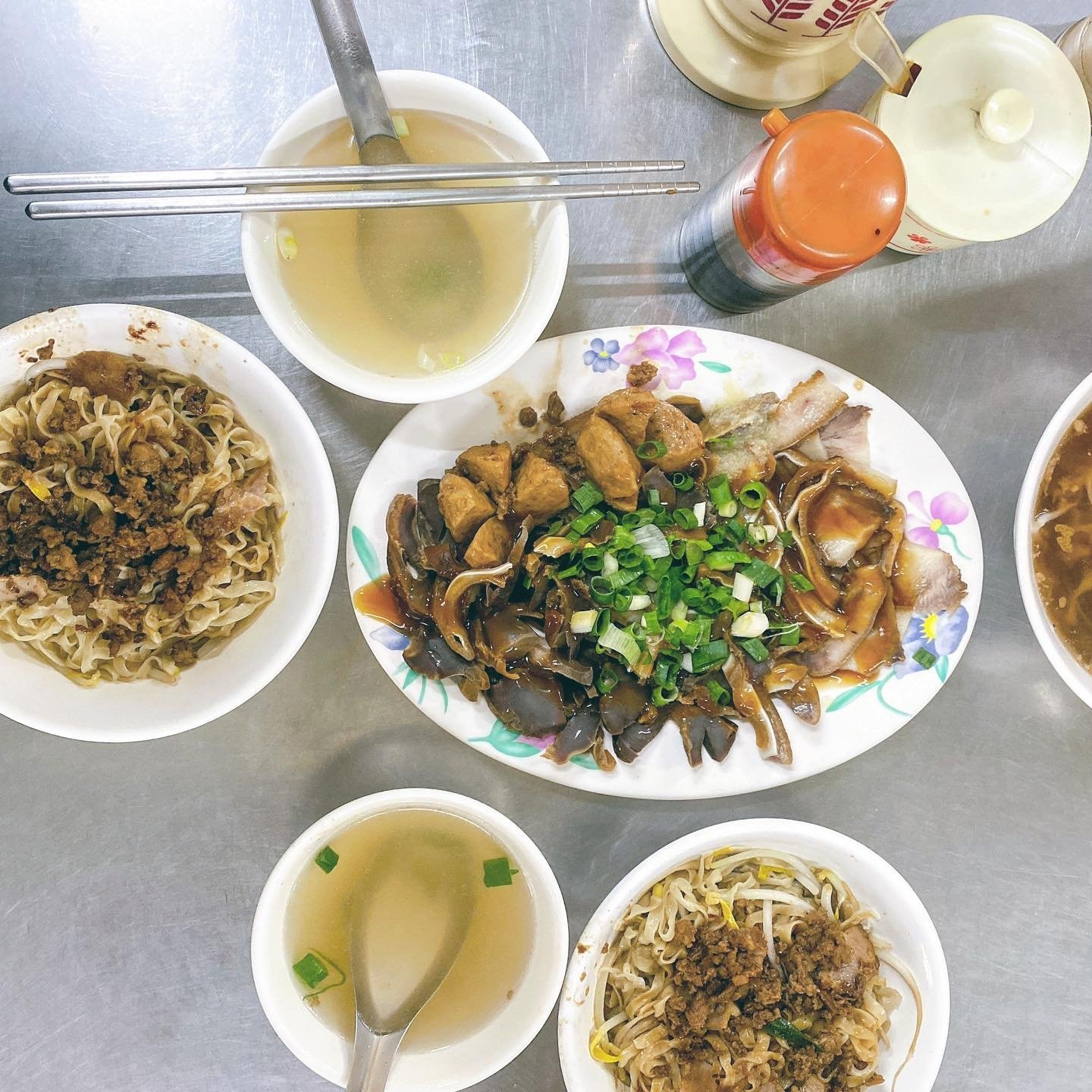 光華觀光夜市必吃美食－光華鹽水意麵