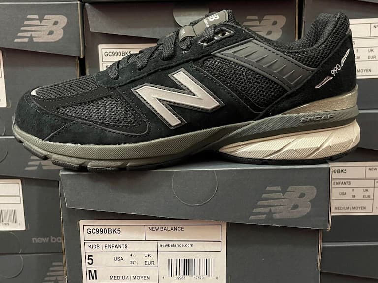 完整球鞋尺寸對照表！網購 Nike、New Balance 等運動品牌簡單量測、看懂公分數才是真鞋頭！
