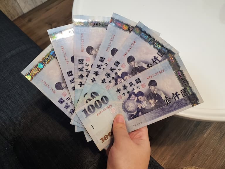 普發現金 6000 元懶人包，何時發？誰可以領？怎麼登記？所有問題本篇一次搞懂！