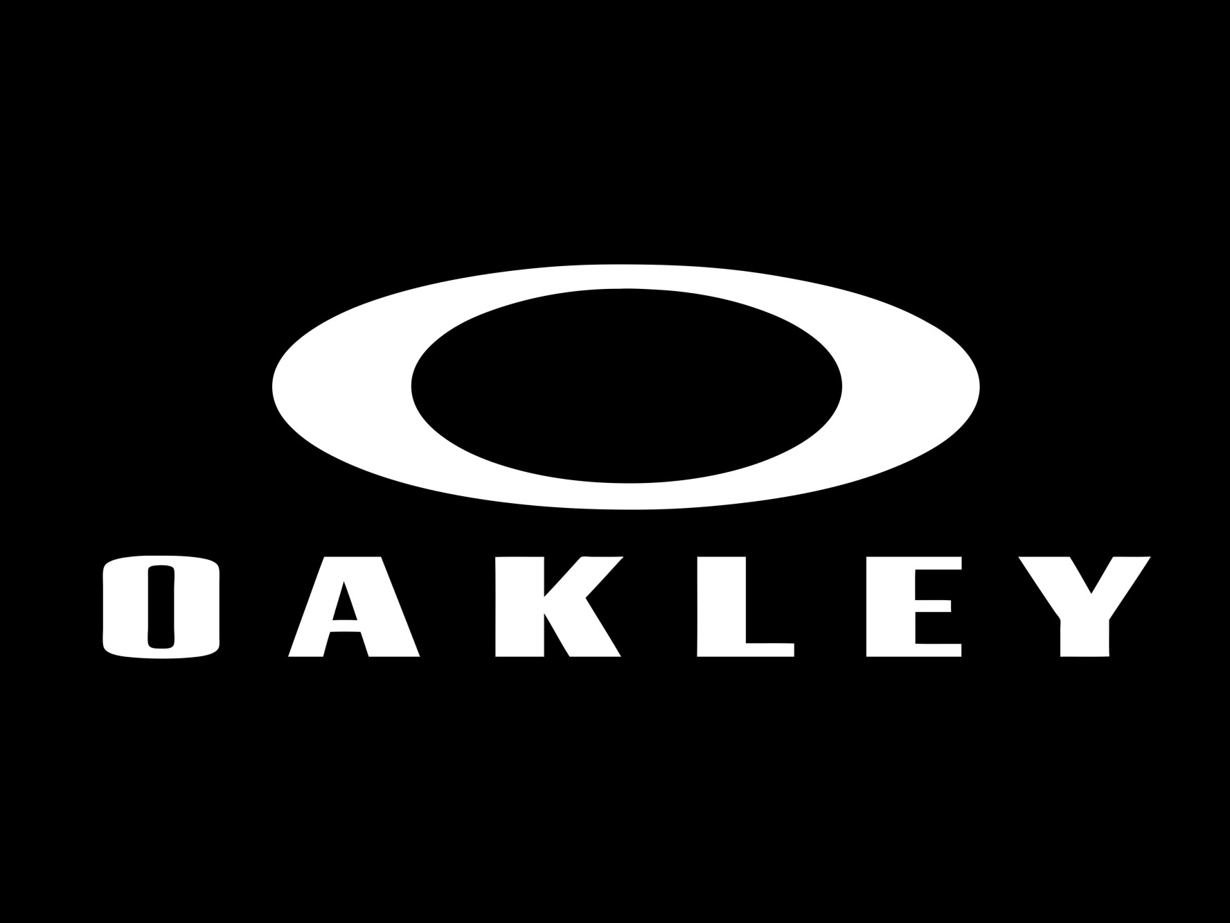 Oakley 回春創高峰，輕鬆成為本世代「流量關鍵字」！【流行大小事】