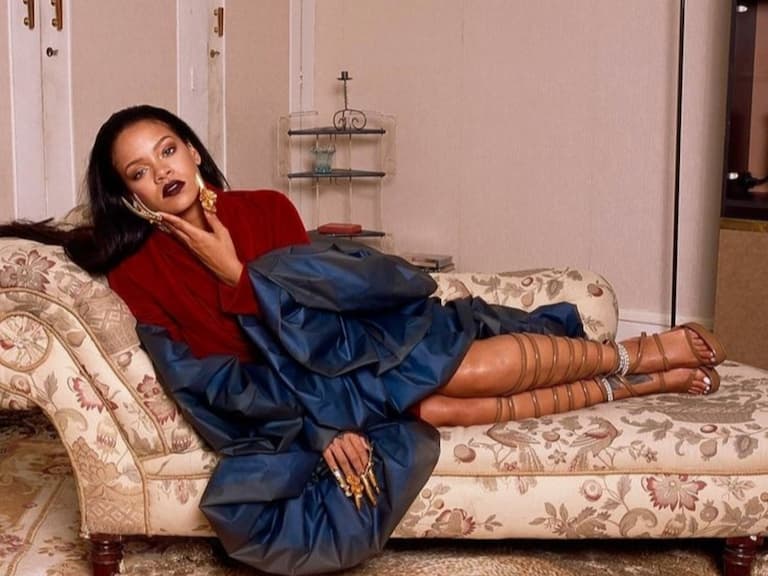 蕾哈娜 Rihanna 豪宅遭陌生男子闖入超級鬧,男子:「我要跟蕾哈娜求婚!」