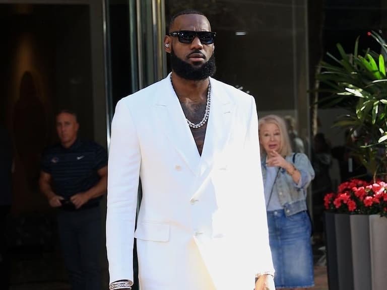 【NBA 球星穿搭】洛杉磯湖人「詹皇」LeBron James 私服穿搭解析！