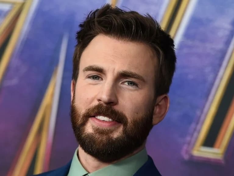 克里斯伊凡 Chris Evans 透露《美國隊長》還有很多故事要講,關於復出:「現在還不是時候!」