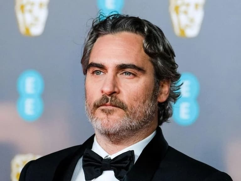 《小丑:雙重瘋狂》瓦昆菲尼克斯 Joaquin Phoenix 為戲減重 22 公斤,堅持:「要看起來很餓不健康!」