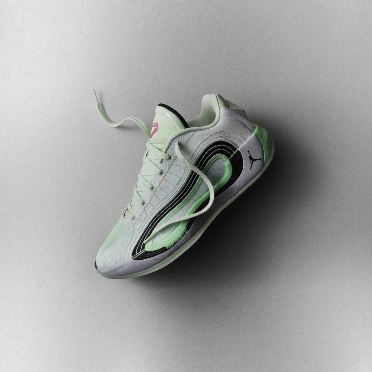 2025 年 10 款籃球鞋推薦盤點!Nike、adidas、NB 等實戰鞋款要怎麼挑?