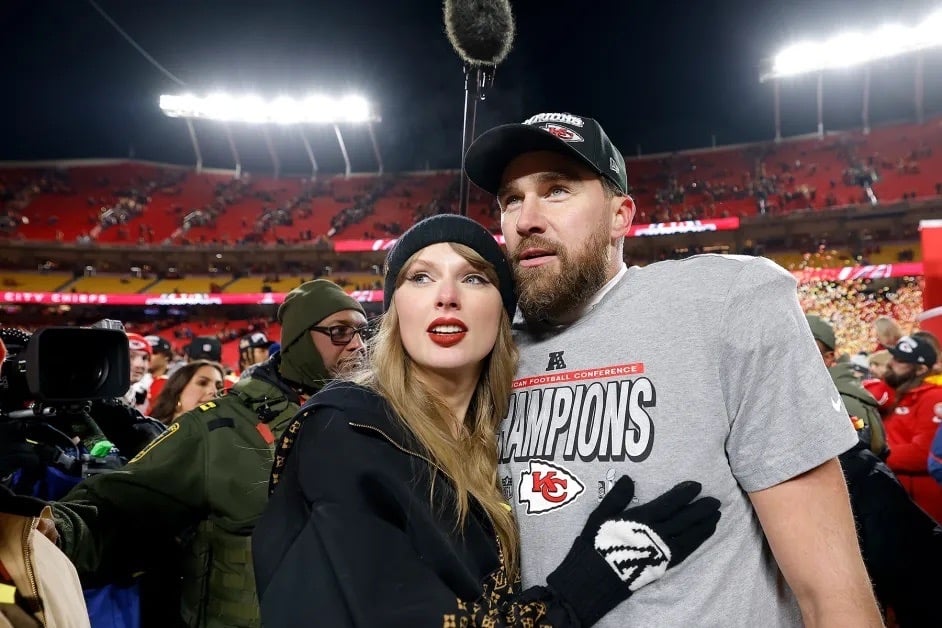泰勒絲 Taylor Swift 宣布訂婚!回顧 13 位歷任男友、為舊愛寫的「分手歌曲」!