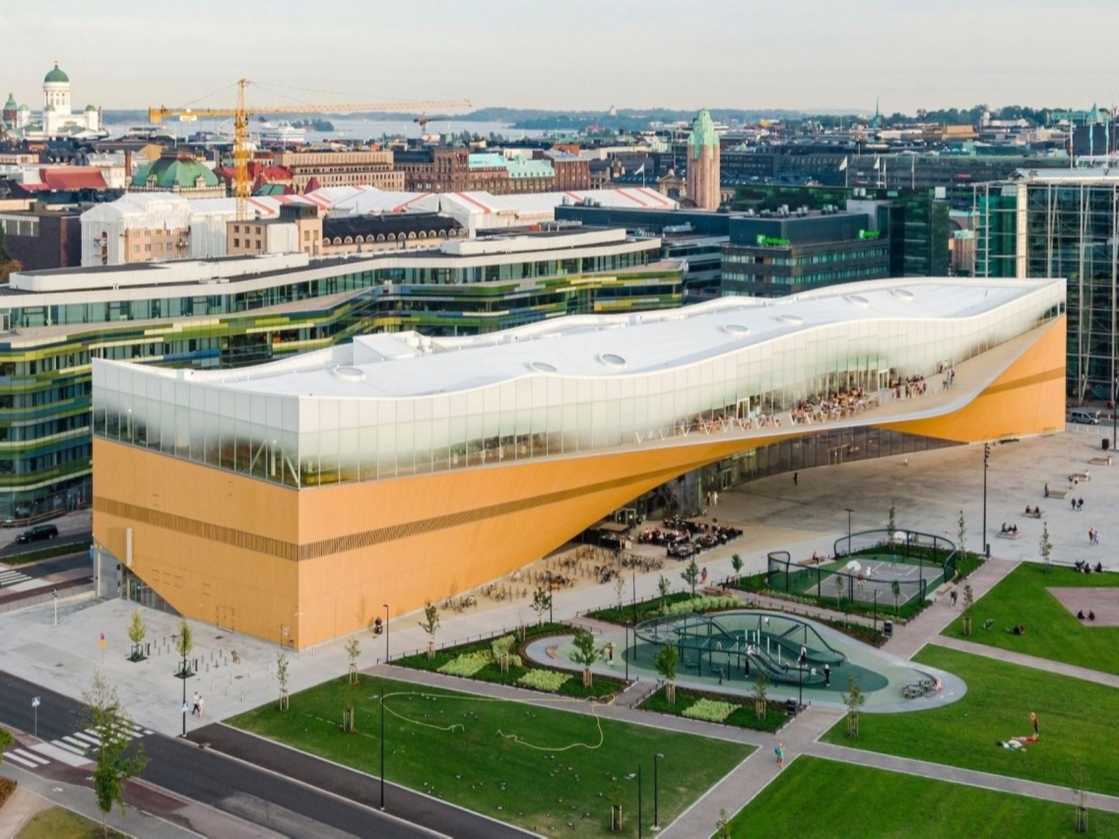 芬蘭斥資 33 億打造「全球最貴圖書館」，館內甚至可以打 PS5、練團室還能做衣服！