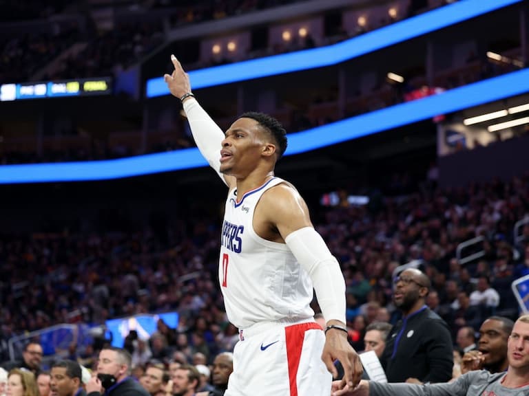 NBA／快艇季後賽首戰擊敗太陽，威少 Russell Westbrook 關鍵防守立大功：「感謝教練信任我！」