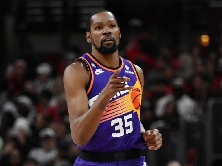 「今年 NBA 總冠軍預測」ChatGPT 編輯實測結果出爐，最被它看好能奪冠的竟是這隊！