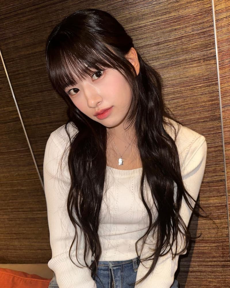 揭露 IVE 隊長「安俞真」7 件事:網封「瘋子美人」、卸偶像包袱嚇壞節目組! JUKSY 街星
