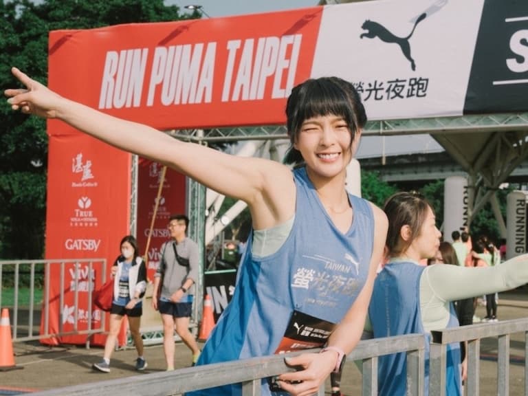 2023 PUMA 螢光夜跑 6000 名跑者共襄盛舉!小豬黃沐妍、田依甯、吉雷米熱鬧領跑!