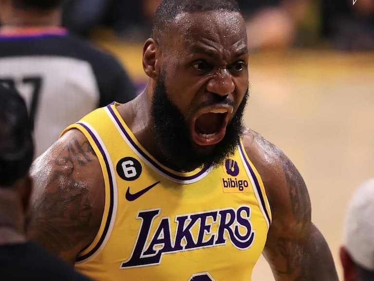 NBA 季後賽／詹皇 LeBron James「雙二十」破紀錄＋關鍵切入殺死比賽，湖人擊敗灰熊率先聽牌！