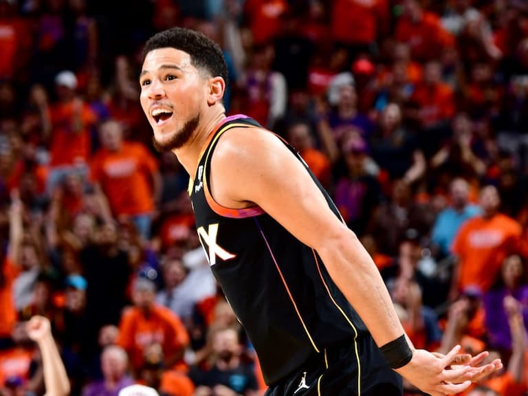 NBA 季後賽/布克 Devin Booker 狂砍 47 分,太陽淘汰快艇晉級第二輪賽事!