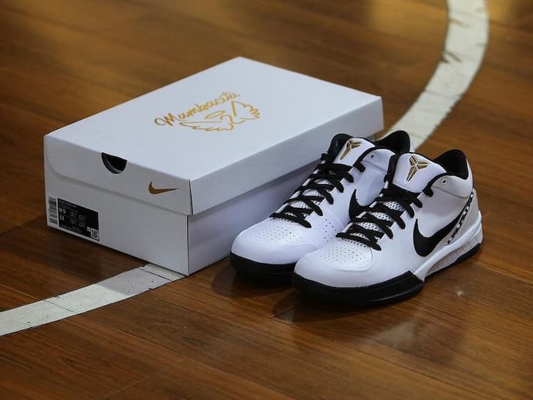 2023 年五月球鞋發售清單：Nike Kobe 4、蜘蛛人 Air Jordan 1 等爆款鞋推薦！（持續更新）