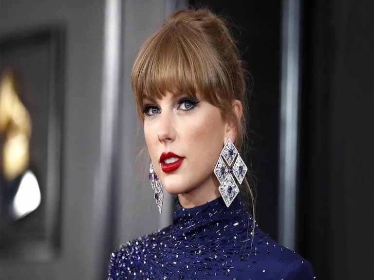 泰勒絲 Taylor Swift 驚爆和英國樂團「The 1975」主唱馬修希利 Matty Healy 陷入熱戀！