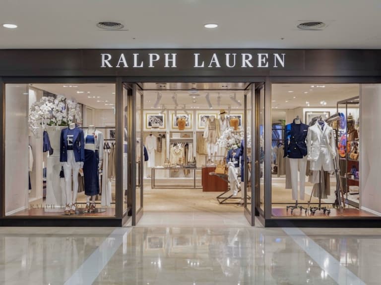AKIRA 、邵雨薇性感現身台南 The World of Ralph Lauren!抹殺容量記憶體!