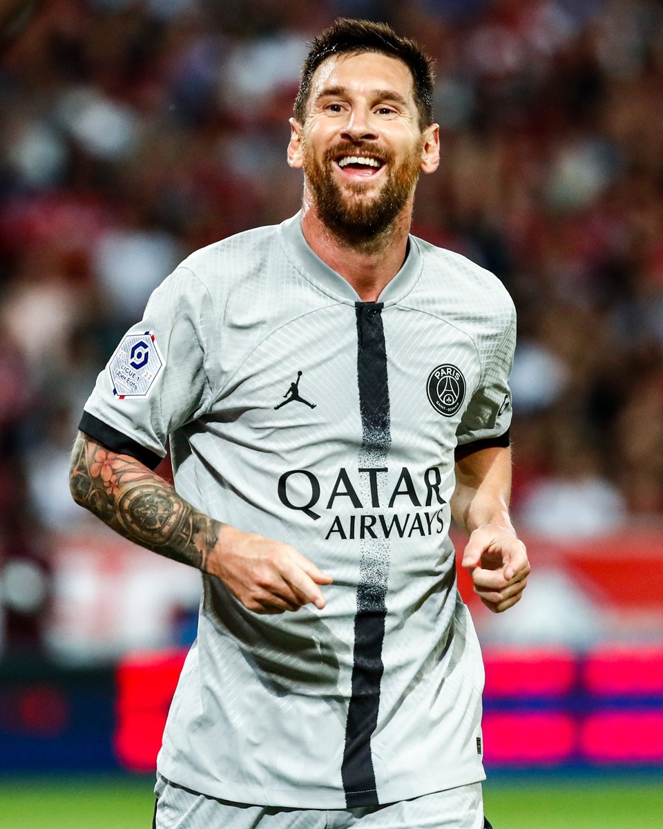 梅西 Lionel Messi 將轉戰沙烏地阿拉伯聯賽與 C 羅聚首，合約金額有望打破史上最高紀錄！