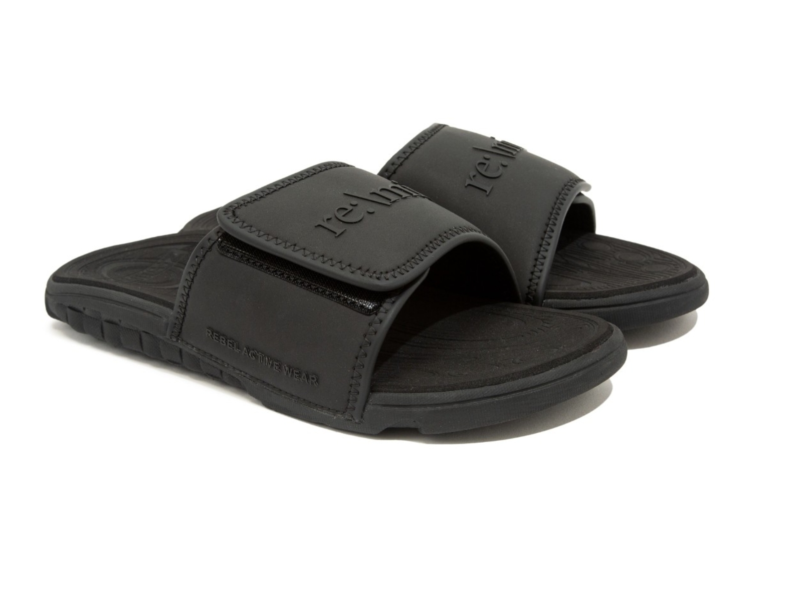 REMIX x ZABWAY 首款聯名「黑魂拖鞋」發售資訊看這邊！