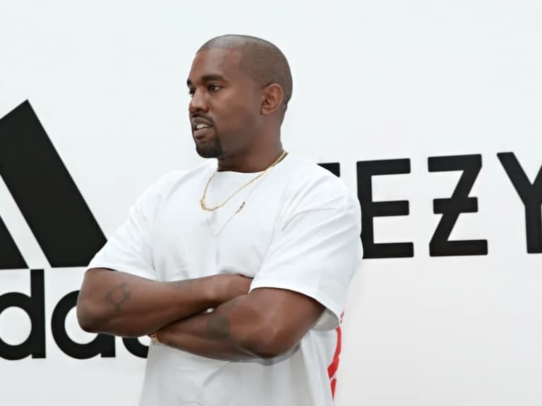 adidas YEEZY 確定補貨上架，YEEZY BOOST 350 V2「斑馬」等重新回歸！