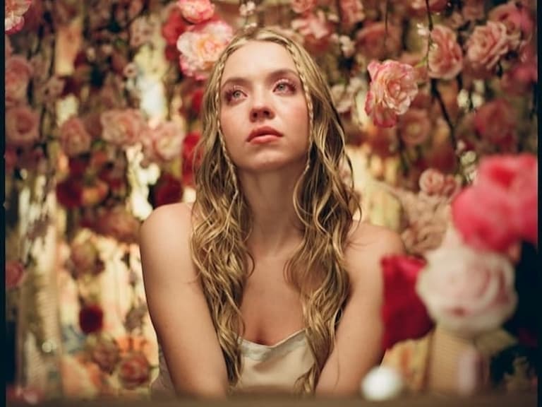 席德妮史威尼 Sydney Sweeney 透露《高校十八禁》太露骨，爸爸看一半關掉離開現場！