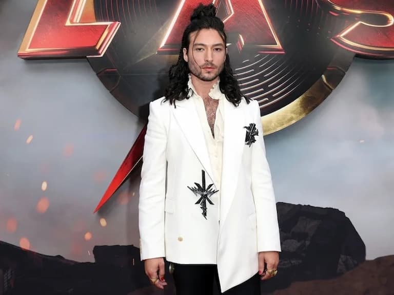 伊薩米勒 Ezra Miller 出席《閃電俠》首映,人間蒸發一年首次露面引熱議!
