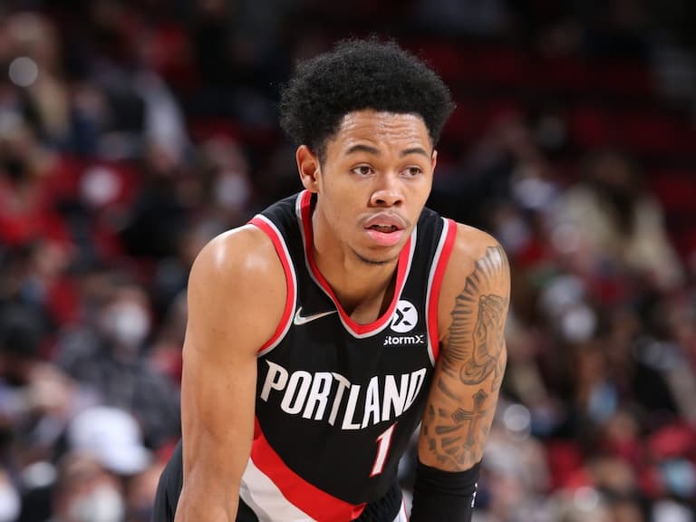 NBA／驚傳拓荒者將把 Anfernee Simons 加探花籤當交易籌碼，補強球星輔佐 Damian Lillard！