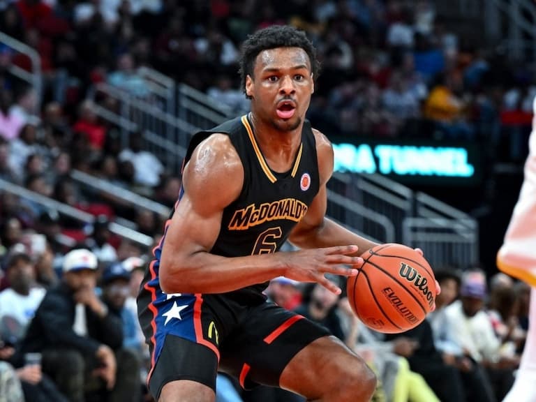 NBA/Bronny 選秀預測第 17 順位被老鷹選中,詹皇回應:「亞特蘭大的小妞注意囉!」