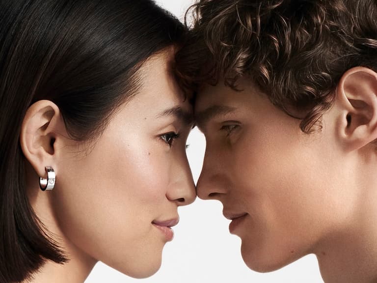 簡約的設計裡隱藏著最深沈的愛意：Cartier 卡地亞 Love 系列，「上鎖」彼此之間堅固的愛情和承諾！