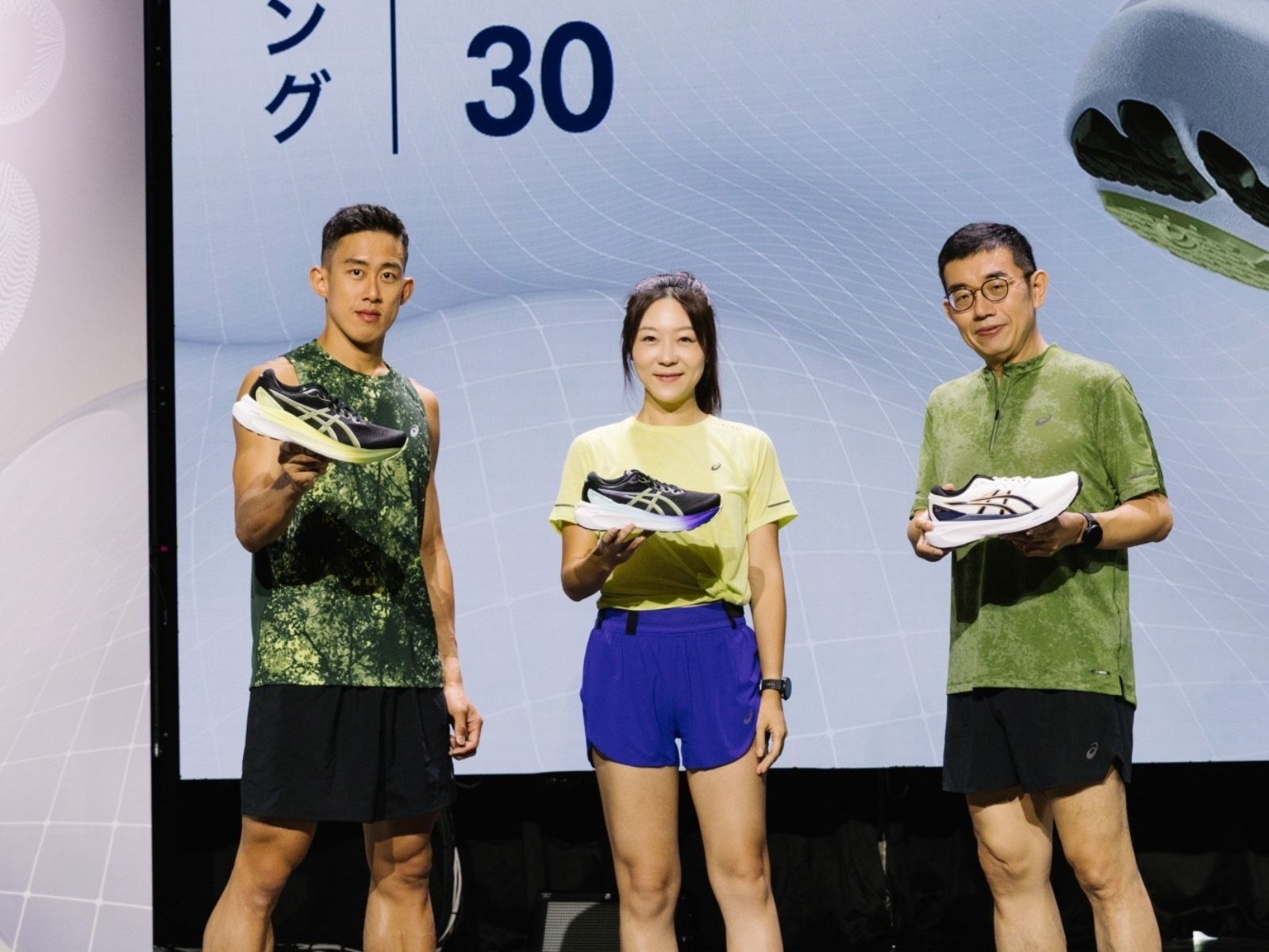 ASICS GEL-KAYANO 30 跑鞋資訊完整公開，全新 4D GUIDANCE 科技讓李明哲、徐裴翊、張團畯都說讚！
