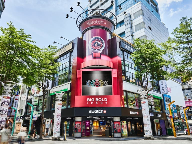 SWATCH西門形象店嶄新登場，為西門商圈注入全新氣象 全新BIG BOLD IRONY系列展現自信大膽而與眾不同的風格品味