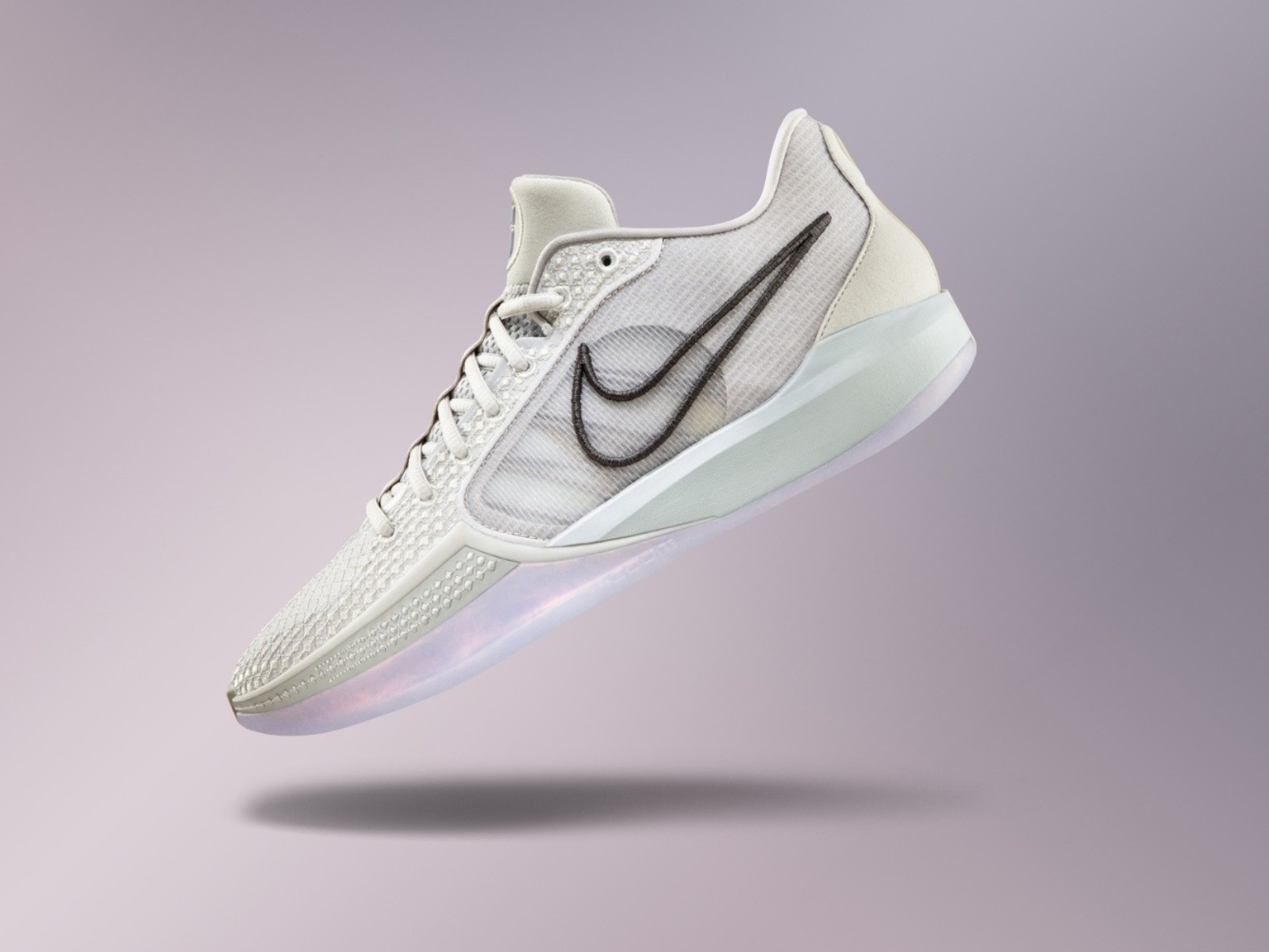Nike Sabrina 1 五大亮點＆發售資訊整理：品牌首雙女籃球員簽名球鞋、3 款首發配色超吸睛！