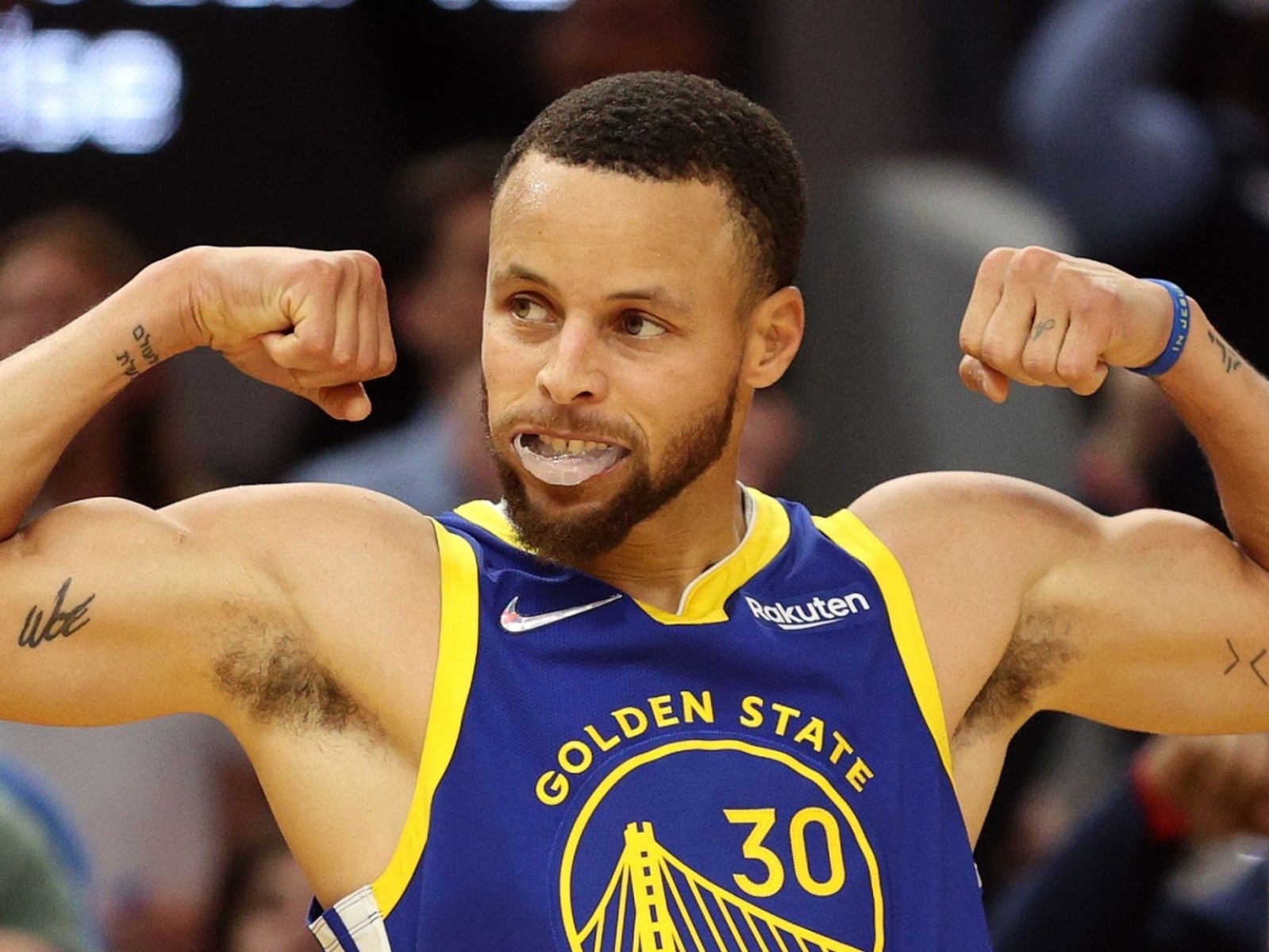 NBA／Stephen Curry 告誡訓練營學員不要只會站著要球：「最懦弱的行為！」