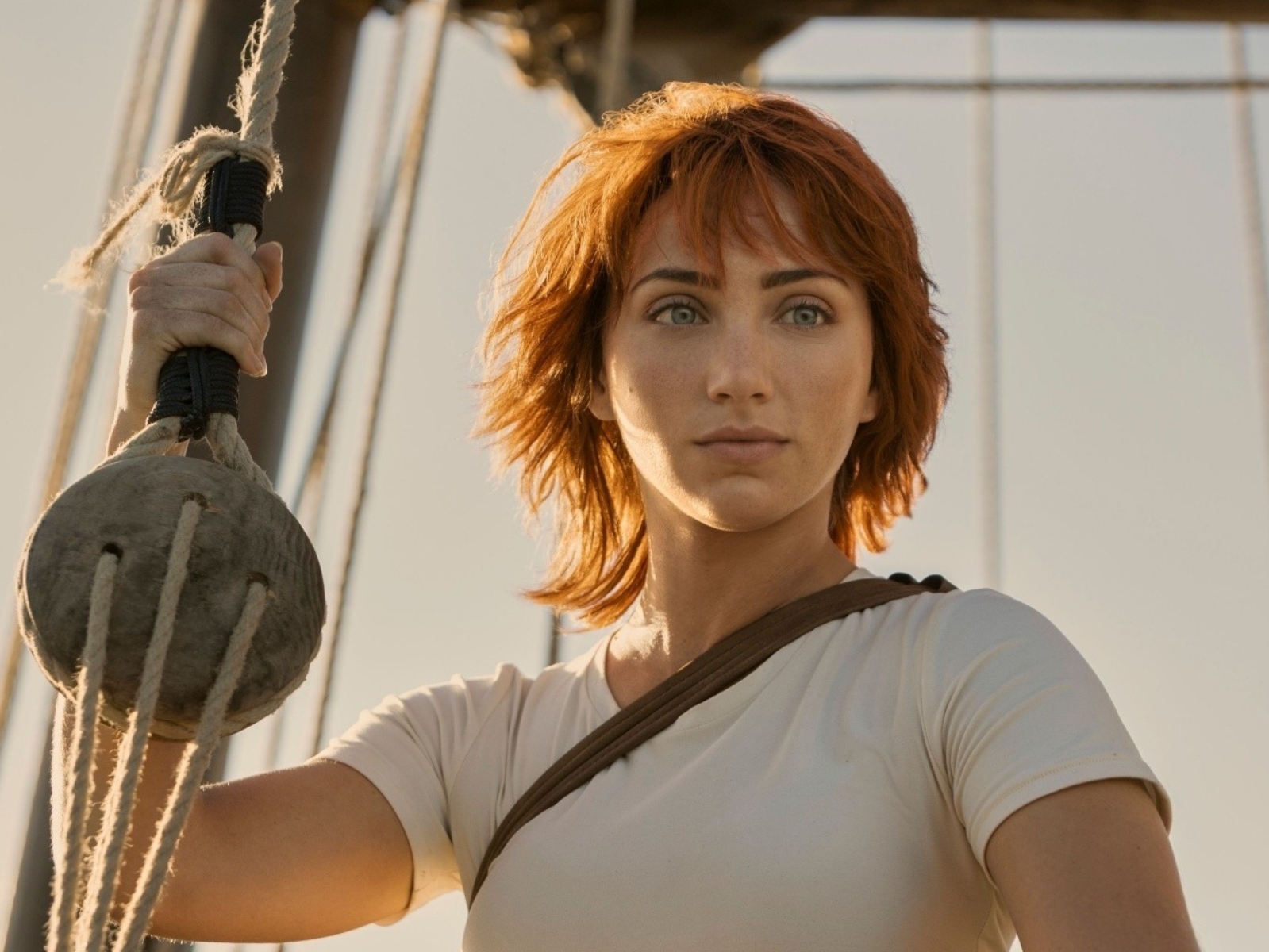 Netflix《航海王》真人版娜美 Emily Rudd 身材被網友嫌「不夠胸」，導演曝選角關鍵！
