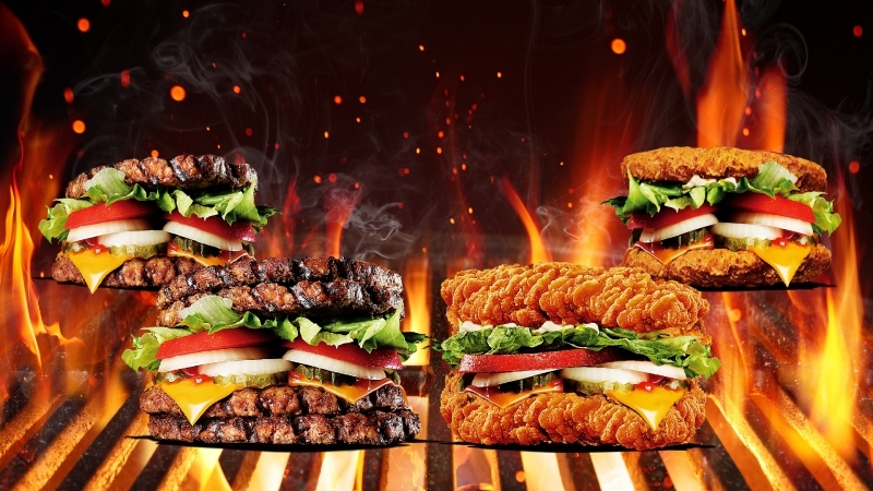 漢堡王中秋限時推出無麵包「全肉漢堡」，滿滿肉排直接吃爆超過癮！