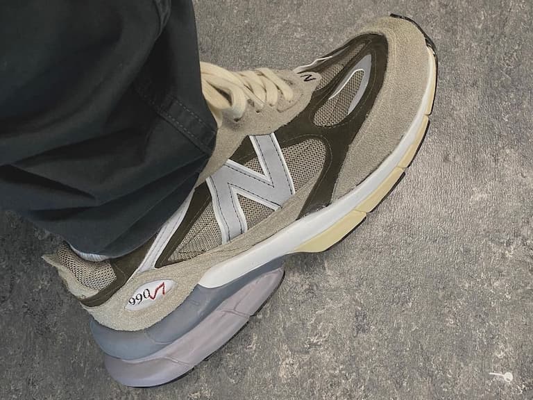 New Balance 990v7 首發間諜圖高清一覽，「三大亮點」搶先揭曉！