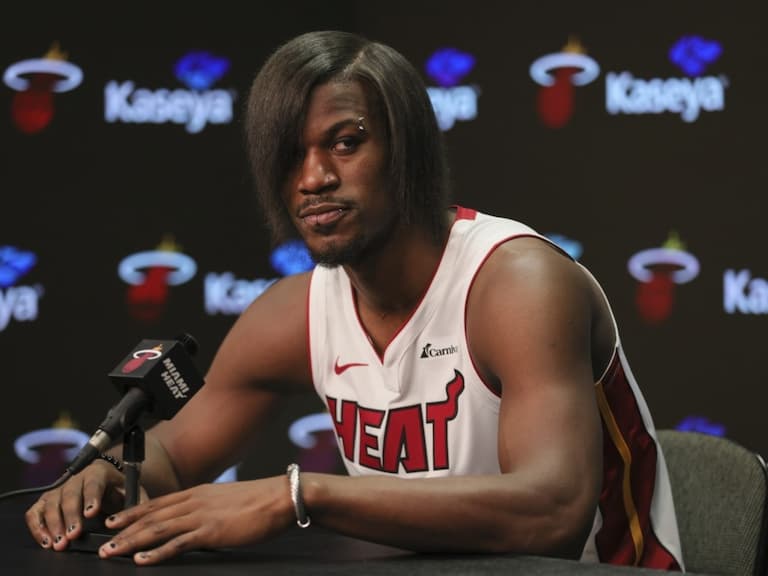 NBA/Bam Adebayo 談 Jimmy Butler 新髮型:「如果我留這顆頭一定會被媽媽打!」