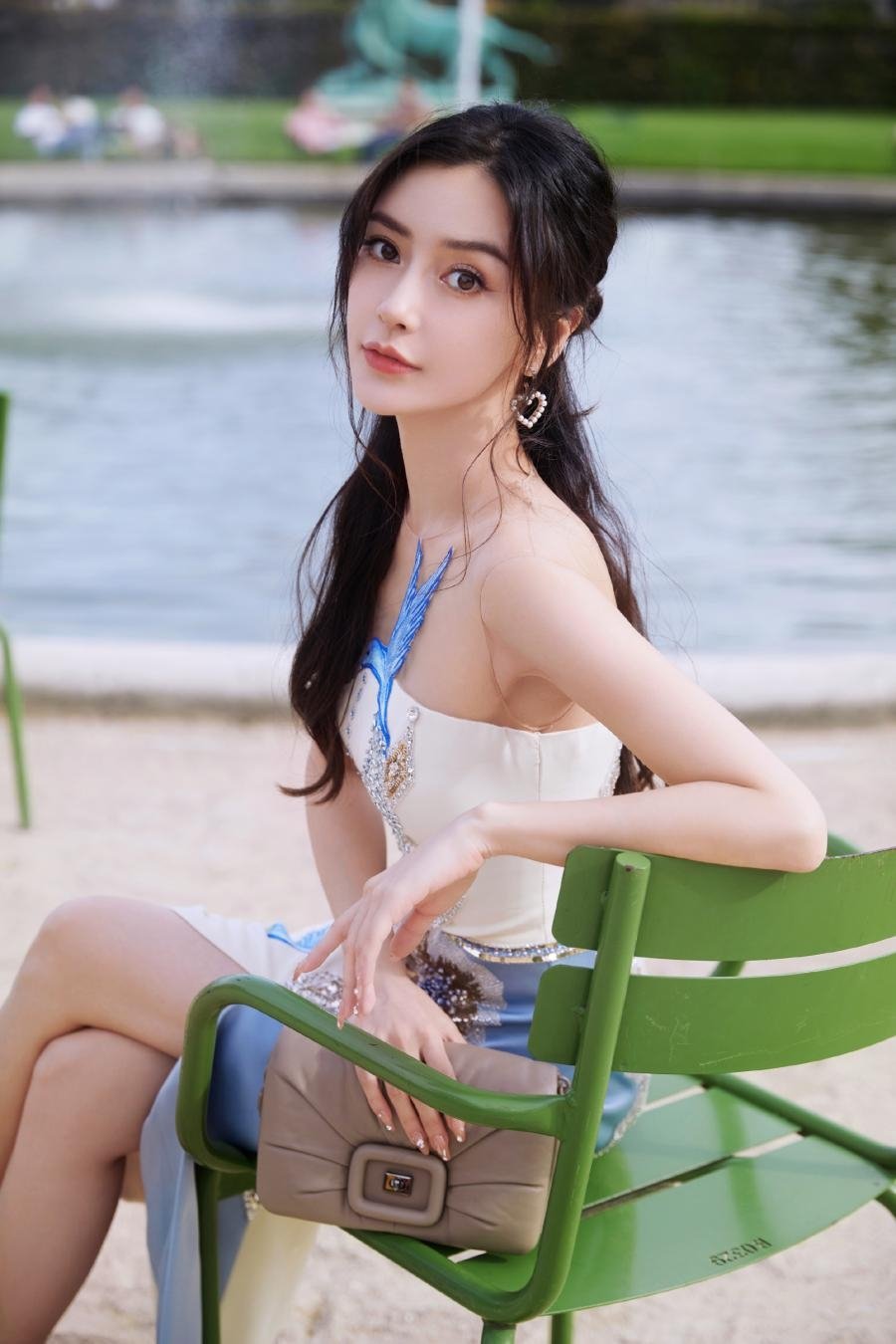 楊穎 Angelababy 瘋馬秀 巴黎