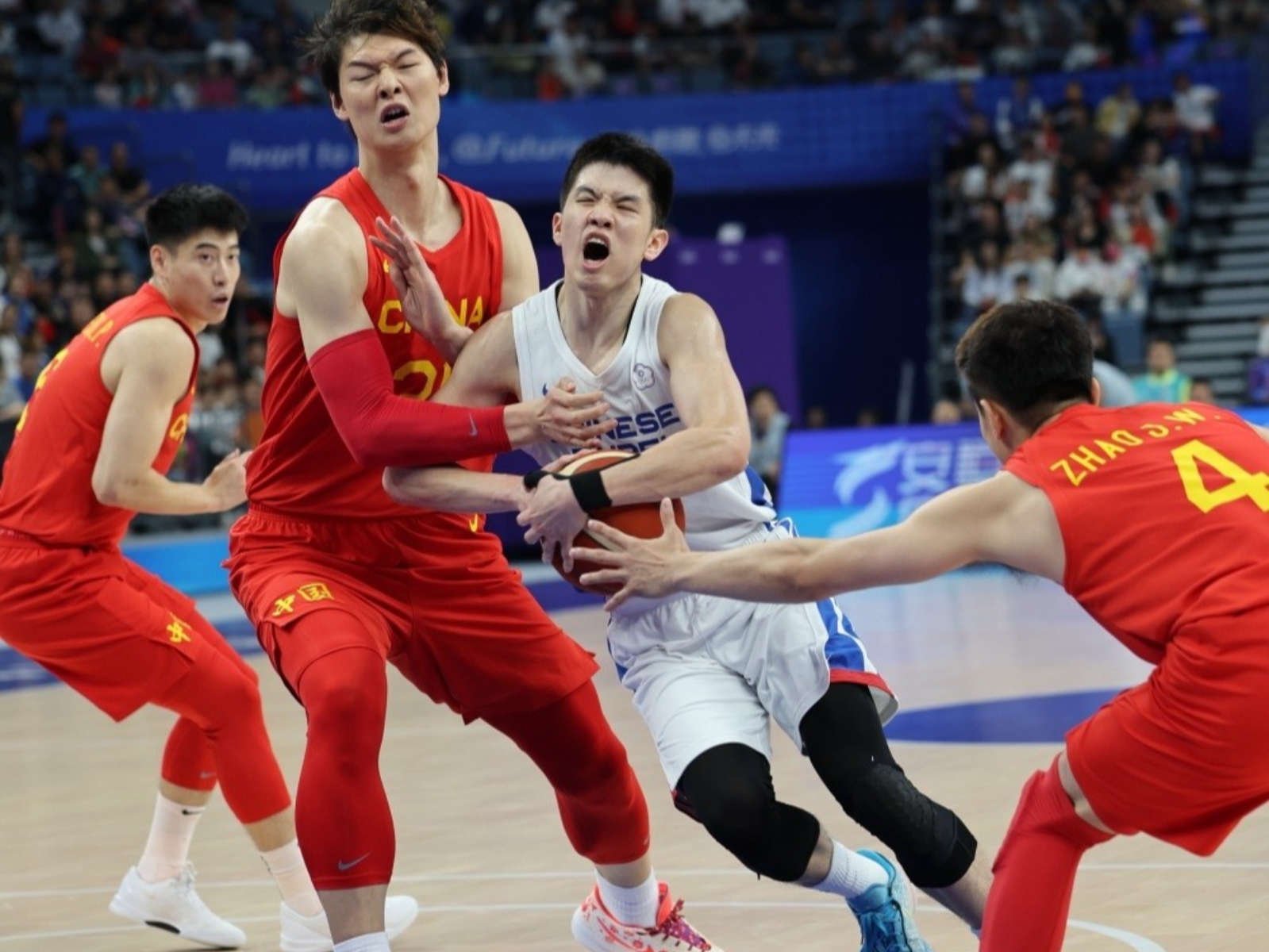 杭州亞運／中華男籃銅牌戰第三節徹底大崩盤，慘敗中國 28 分第四名成績作收！