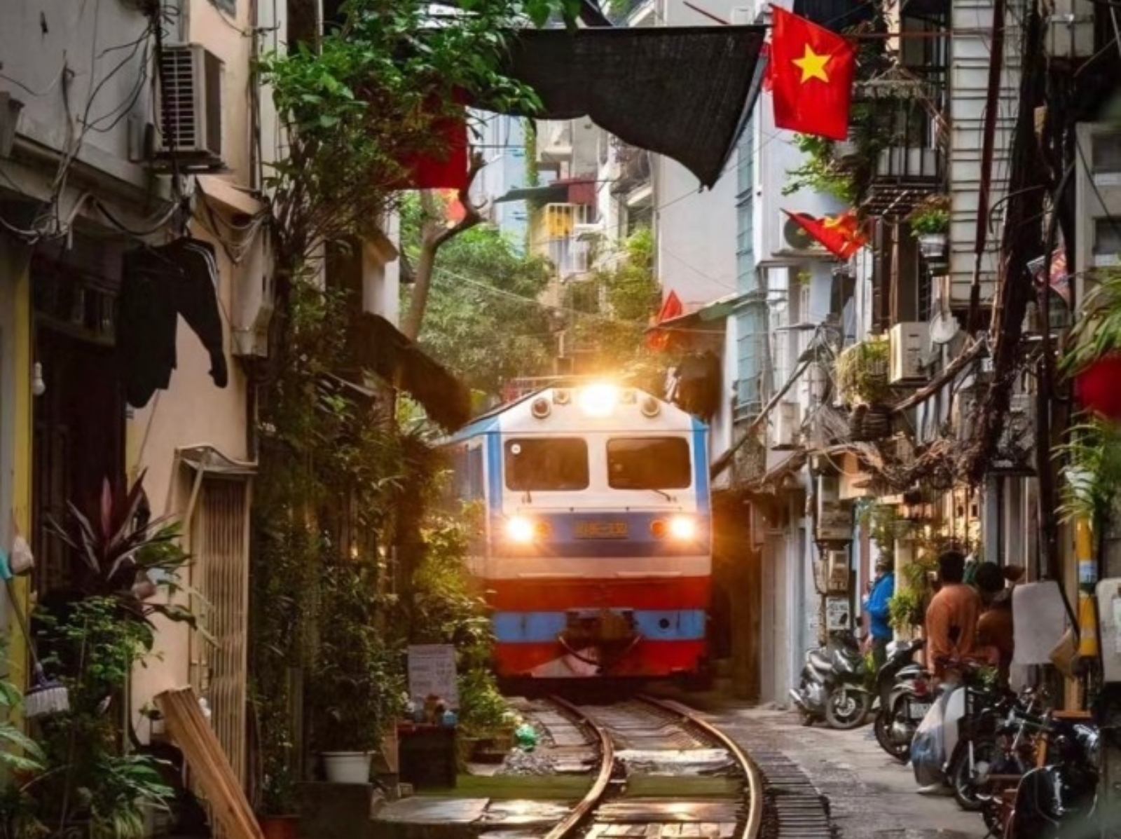 2024 越南河內旅遊 5 大景點推薦：聖若瑟主教堂、36 古街⋯濃濃異國風情拍照超出片！
