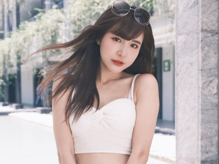 「樂天女孩」孟潔辣秀裸背、比基尼影片釋出！拍攝花絮誠意滿滿粉絲超心動！【野生抓正妹】