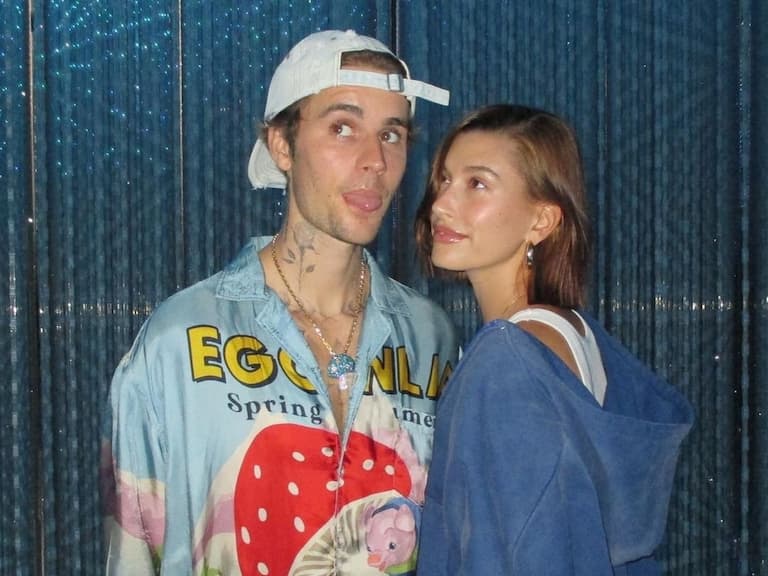 小賈斯汀 Justin Bieber 老婆海莉比伯 Hailey Bieber 最怕失去訂婚戒指,慘遭網友批:「物質女!」