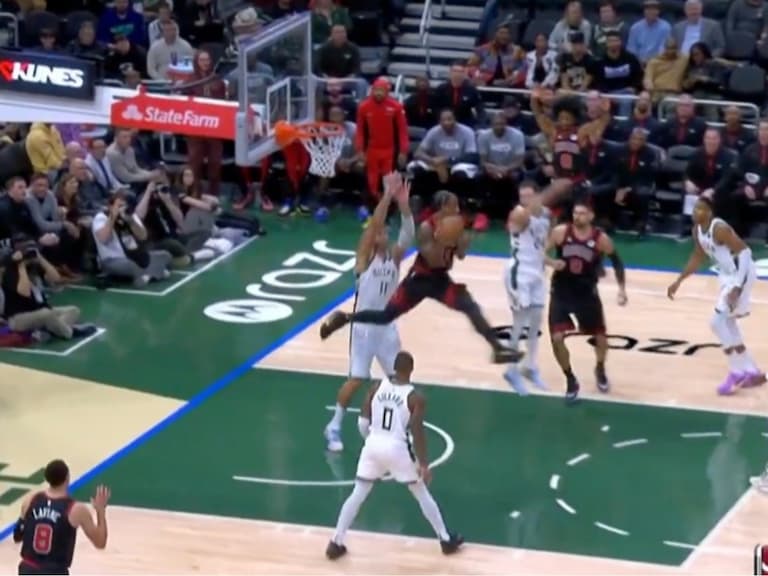 NBA/DeMar DeRozan 超扯傳球直接問鼎年度最佳助攻!空中 360 度逆向傳球讓球迷看傻!