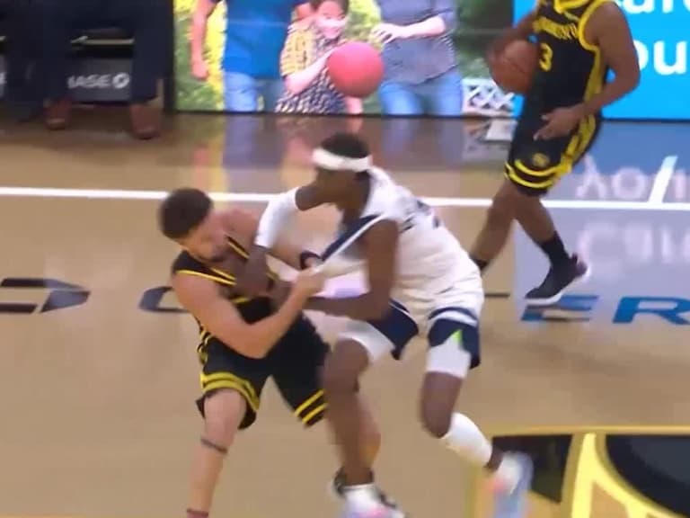 NBA/勇士灰狼之戰爆發打架衝突!Klay 與 McDaniels 扭打、追夢綠手臂勾住 Gobert 脖子!