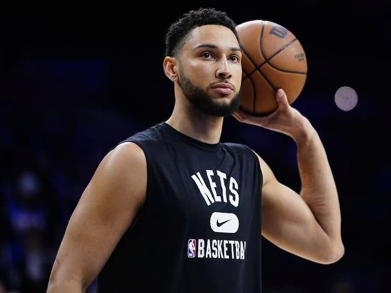 NBA/Ben Simmons 又受傷了!背部舊傷復發將無限期缺賽!
