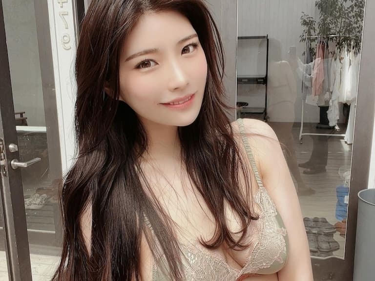 「SOD 超級王牌」神木麗宣布參加「TSE 台灣寫真博覽會」！曾擊敗河北彩花人氣持續延燒！【老司J開車】