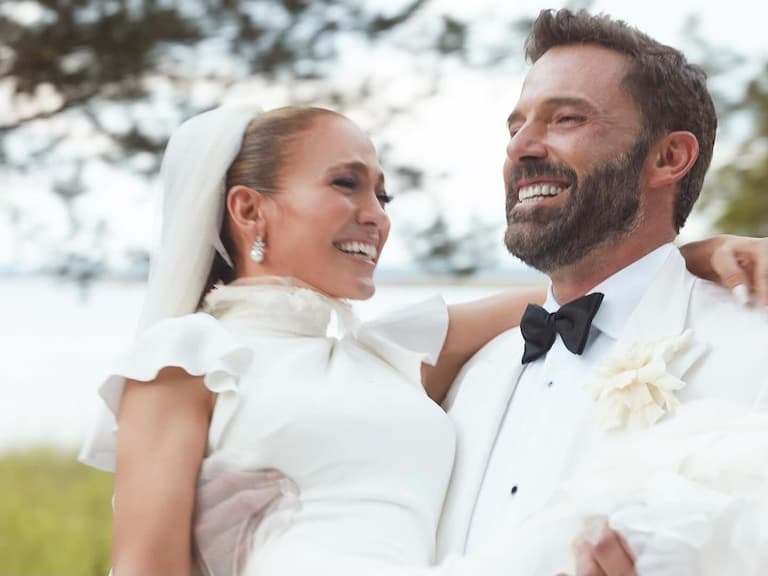 班艾佛列克 Ben Affleck 21 年前寫給珍妮佛羅培茲 Jennifer Lopez 信件曝光!坦言生活艱難:「妳說永遠不滿足!」
