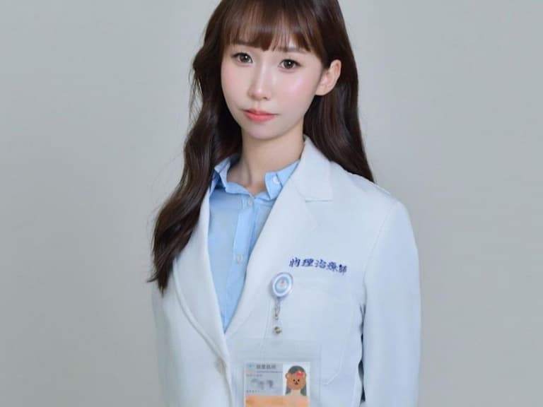 正妹物理治療師米米因「可愛臉蛋 + 魔鬼身材」爆紅，卻引來同行怒嗆「丟臉」引熱議！【野生抓正妹】