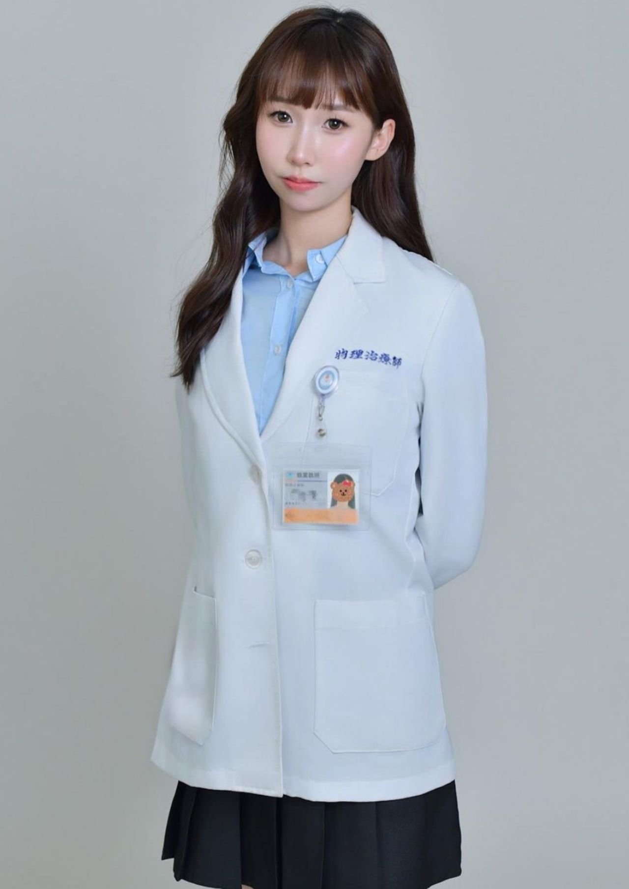 正妹物理治療師爆紅卻被同行狂酸「丟臉」引熱議!